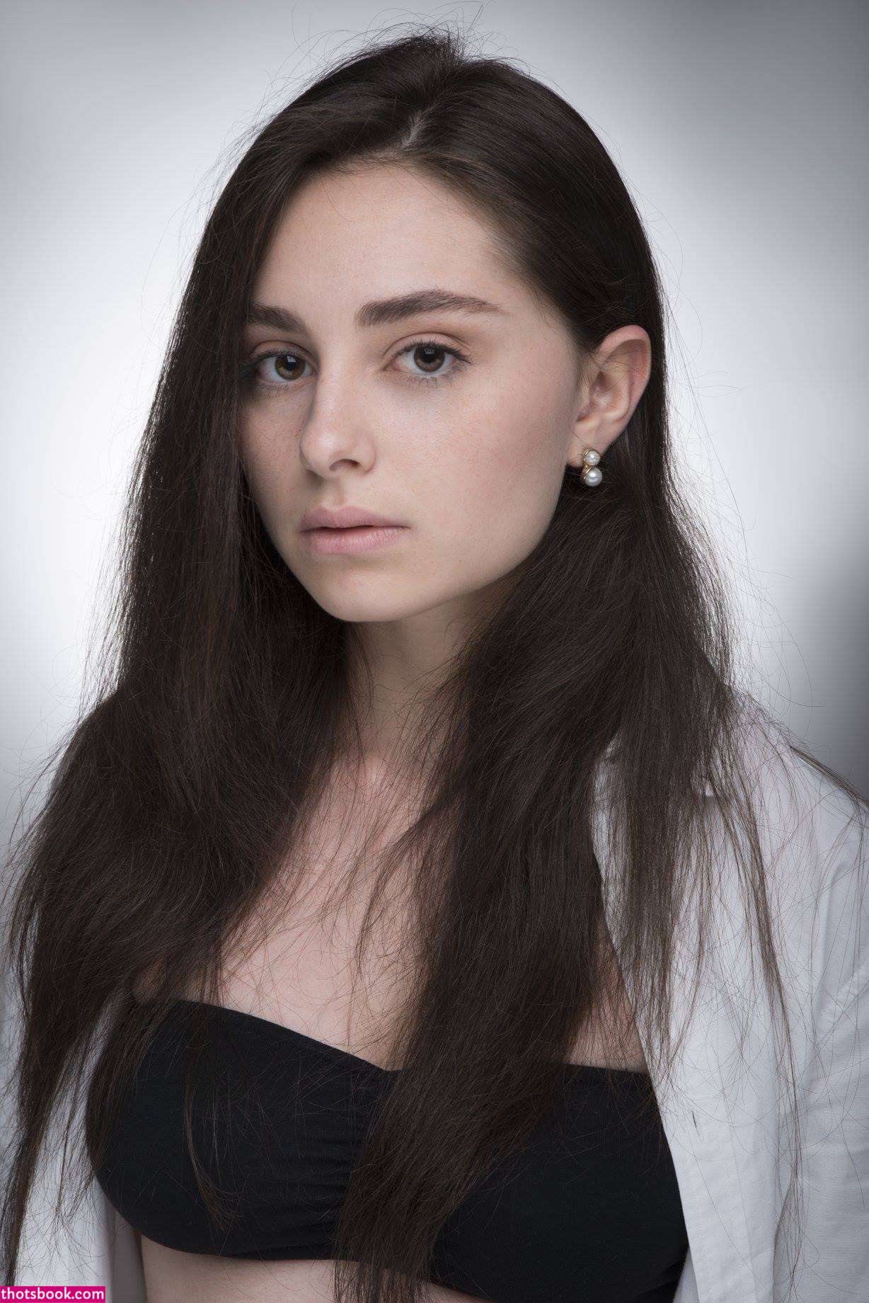 Esther Abrami Photo #23