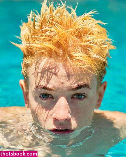 Esther Mcgregor Photo #6