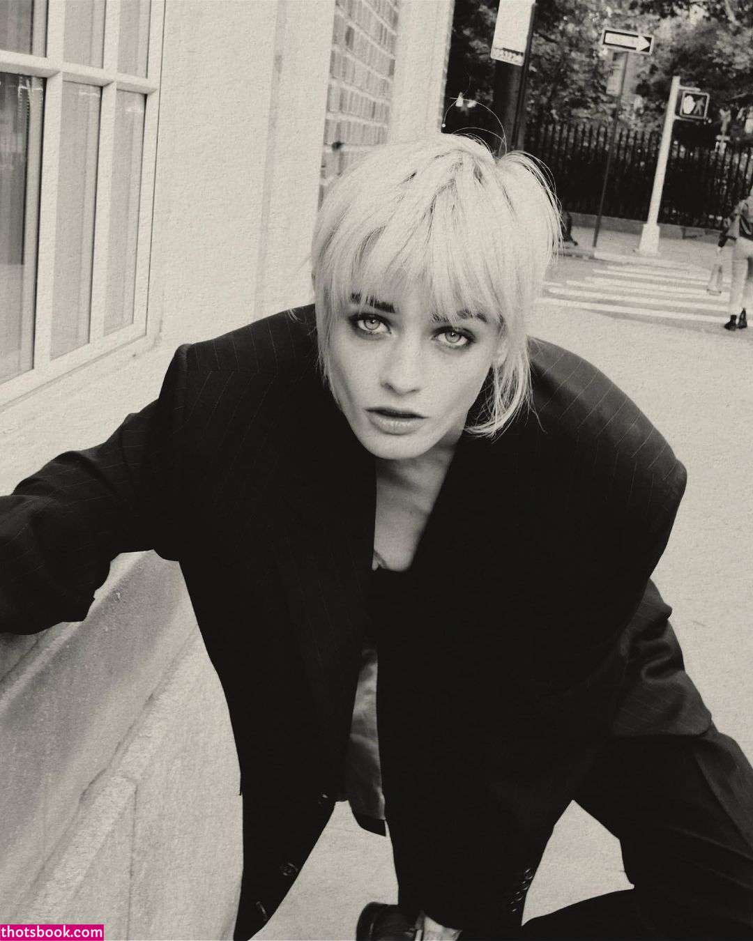 Esther Mcgregor Photo #29