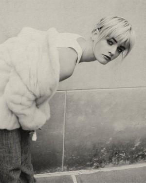 Esther Mcgregor Photo #27