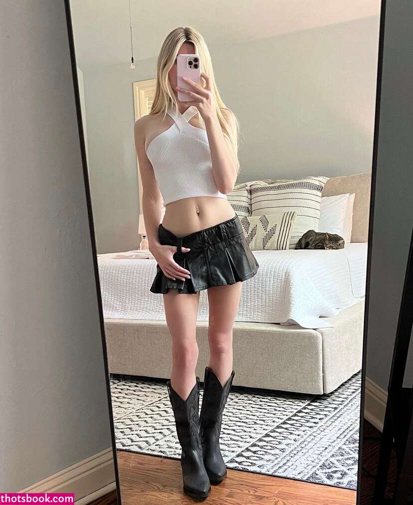 Jess Billings Photo #7