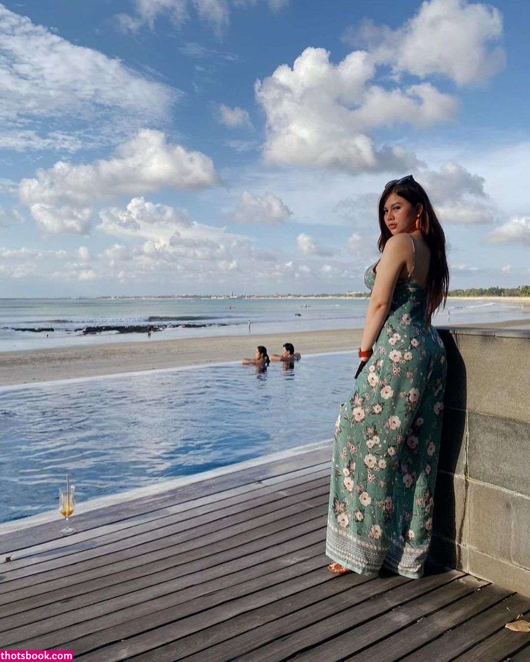 Renna Dyana Photo #25