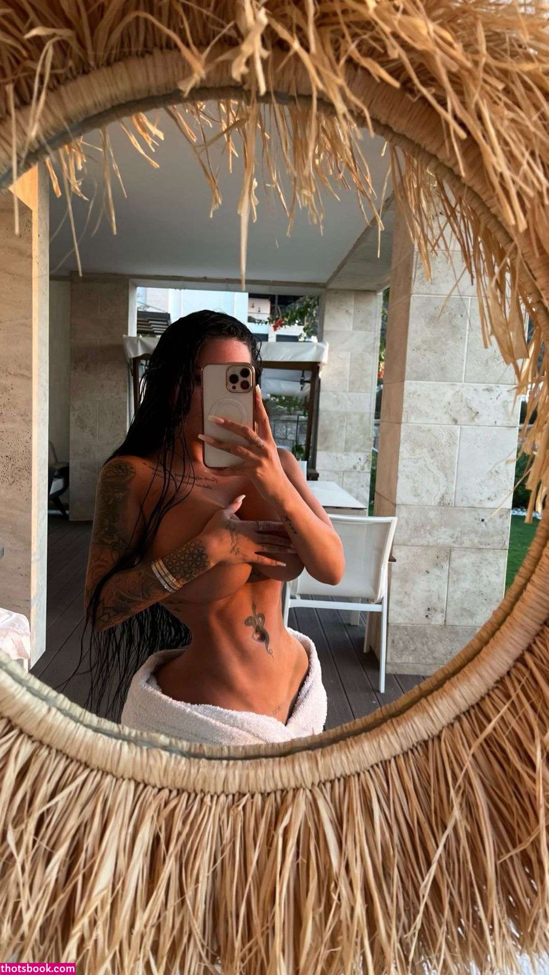 Enise Sude Photo #13