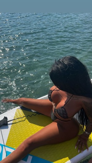 Enise Sude Photo #14