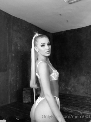 Balazs Mercedesz Photo #13