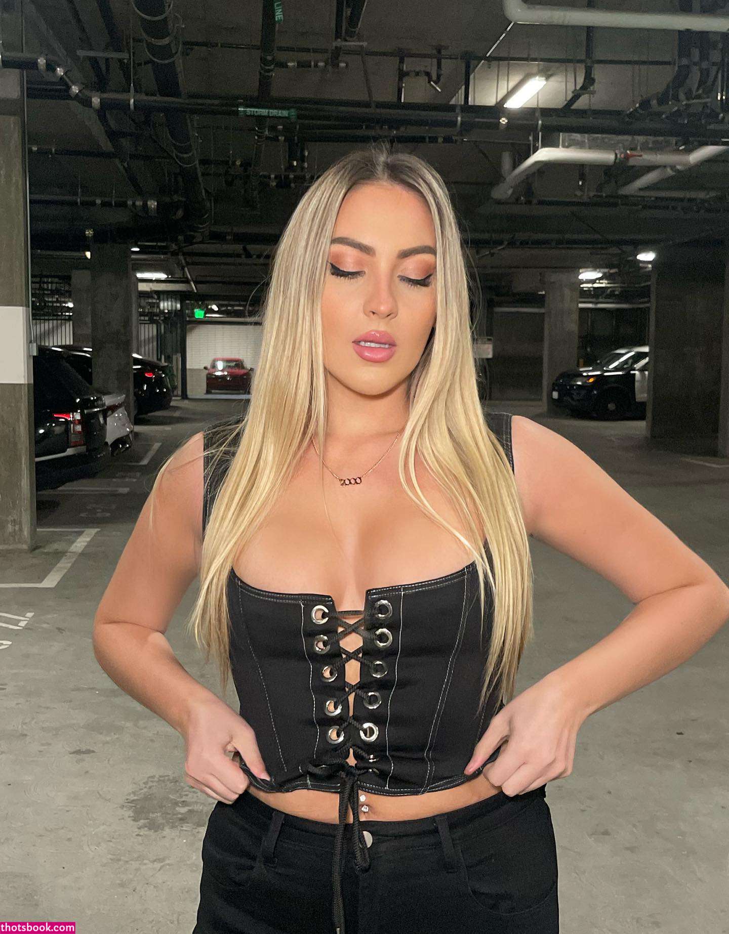 Olivia Nelson Photo #5