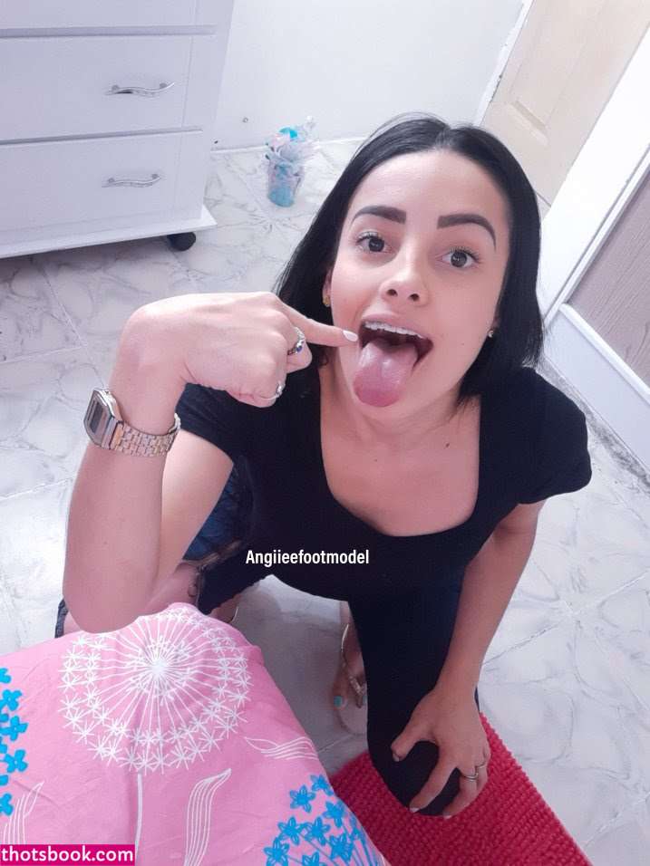 Angieefeet Photo #14
