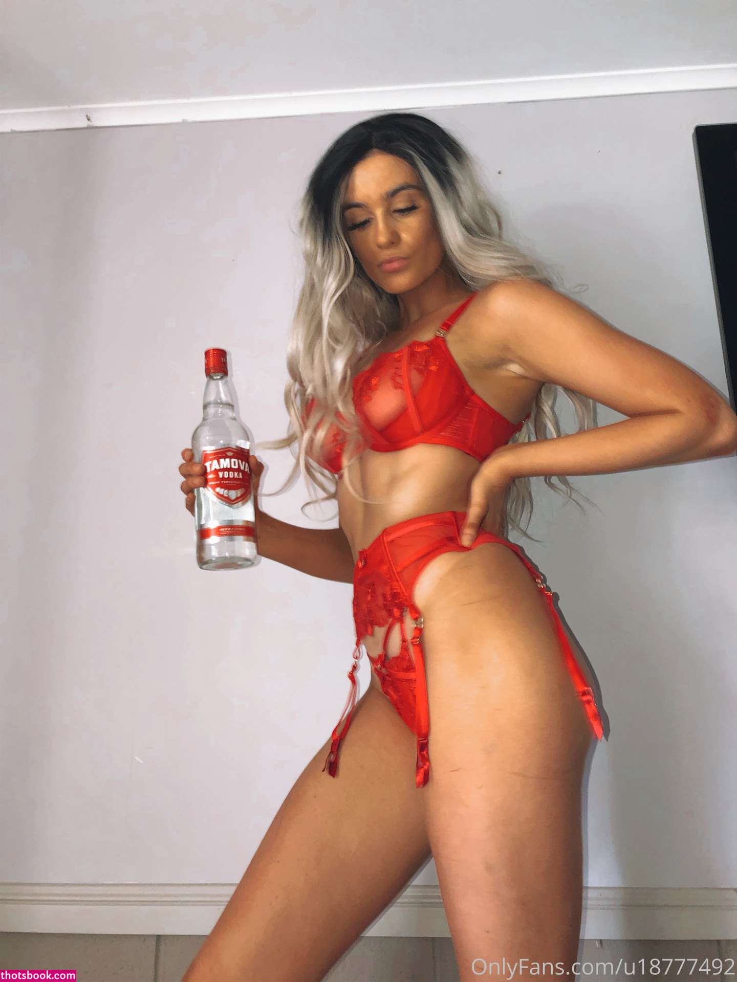 Imogen Bashford Photo #30