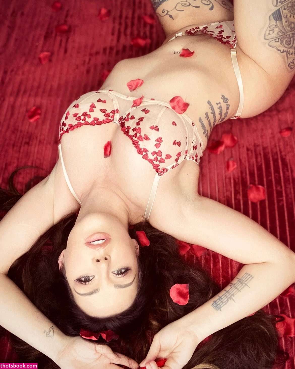 Rebecca Louise Photo #25