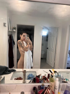 Serialcrusherravyn Photo #16