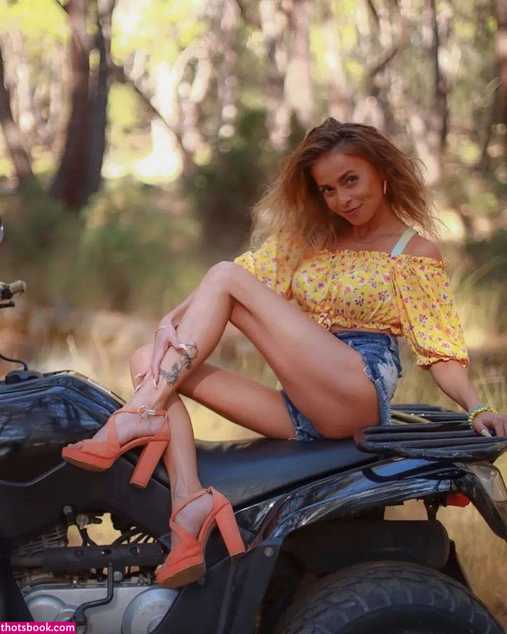 Bagira Deleonkur Photo #29