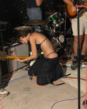 Bec Lauder Photo #11