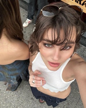 Bec Lauder Photo #31