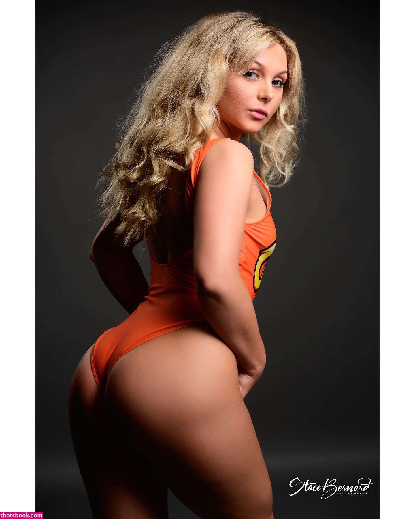 Georgia Modeling Photo #2