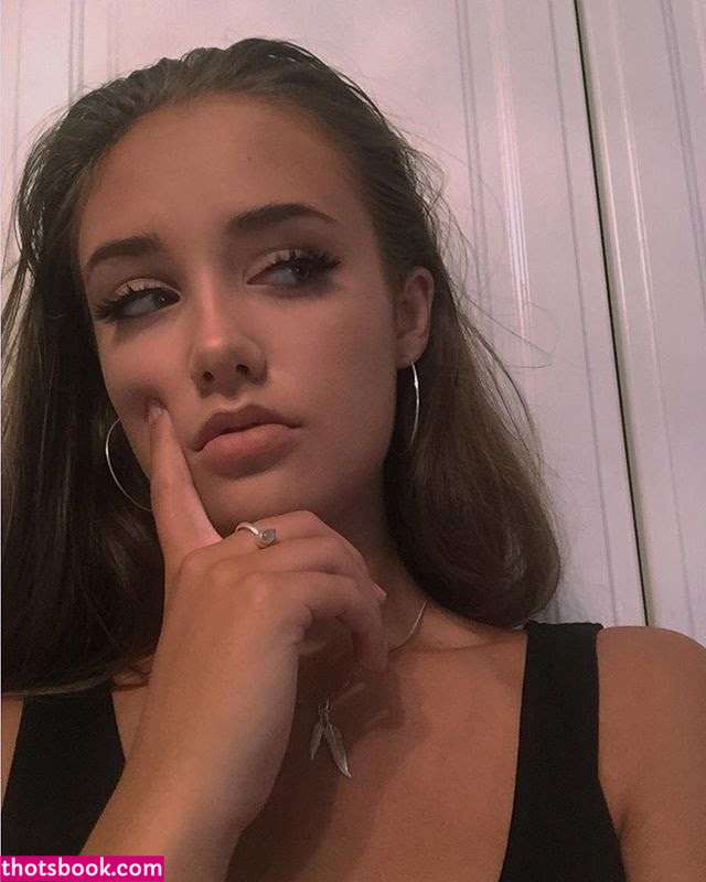 r0sielewis Photo #24