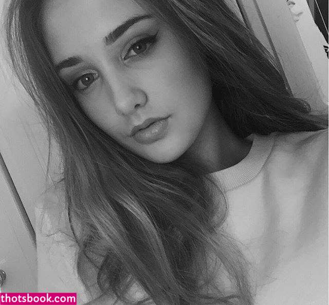 r0sielewis Photo #28