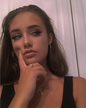 r0sielewis Photo #24