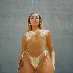 Renee Estella Photo #11