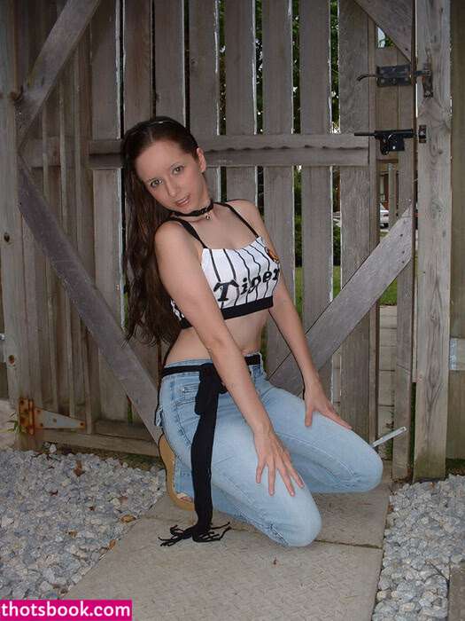 Riki Lecotey Photo #5