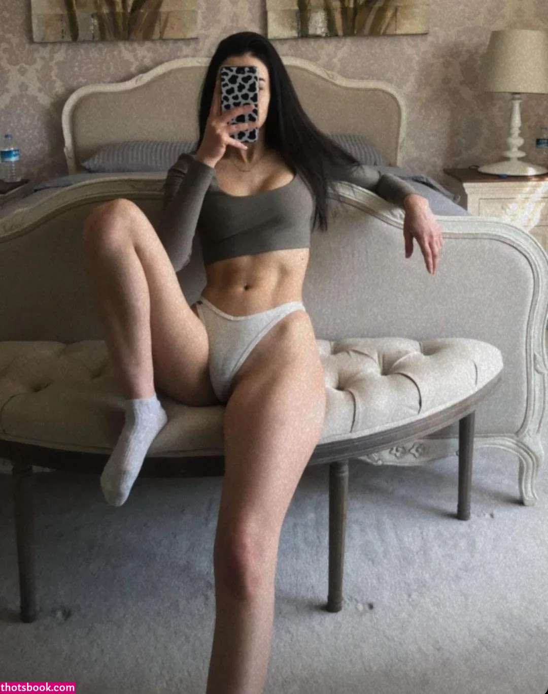 Vahide Bulu Photo #28