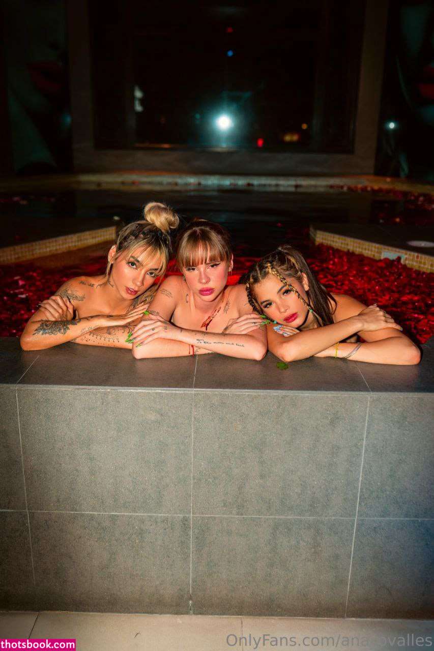 Anasoclash Photo #35