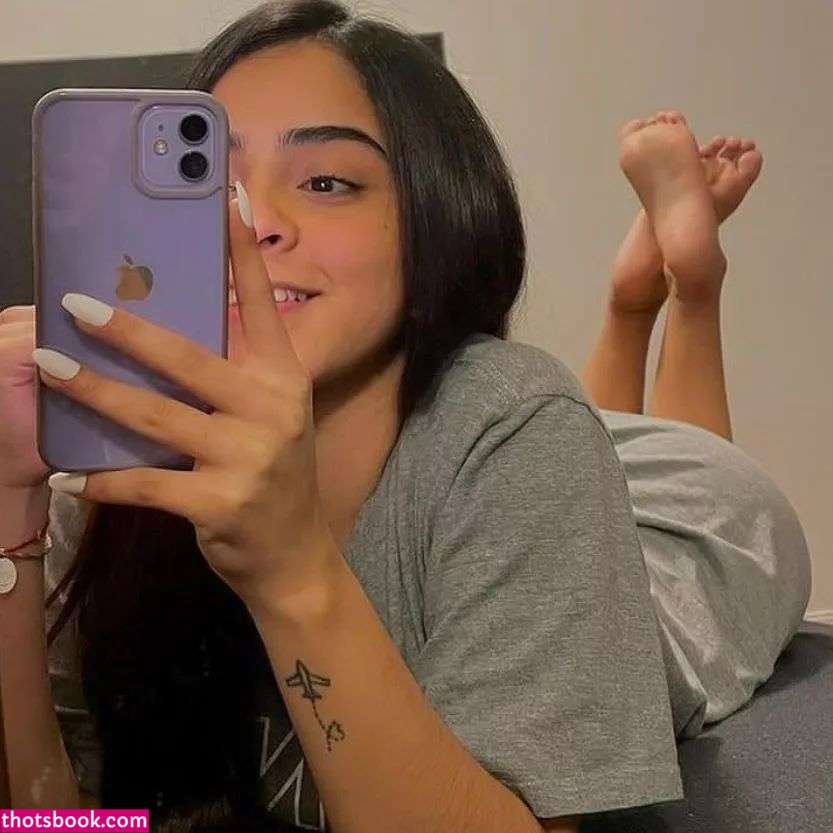 Angie Lopez Photo #3