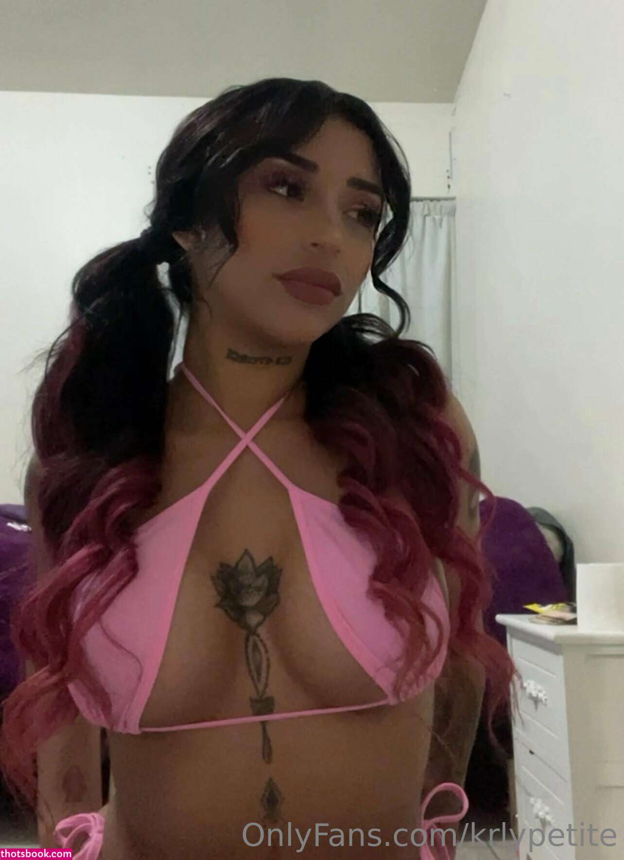 krlypetite Photo #17