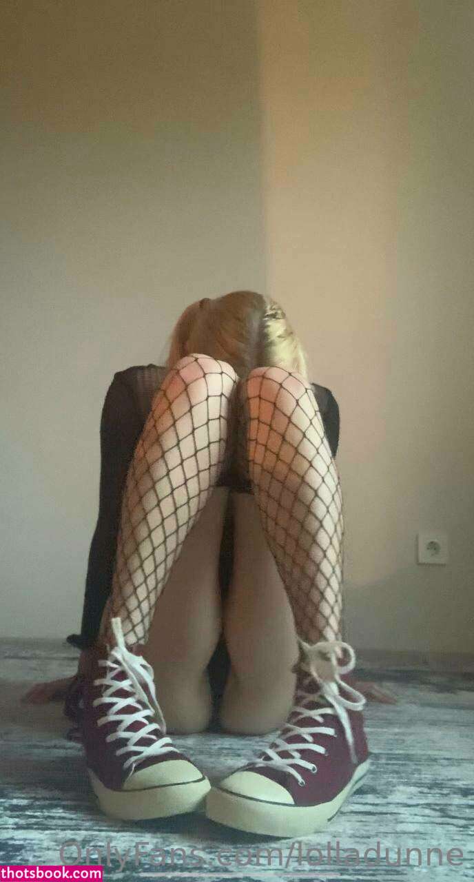 nellyxlamb Photo #10