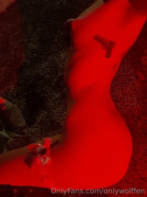 onlywolffen Photo #6