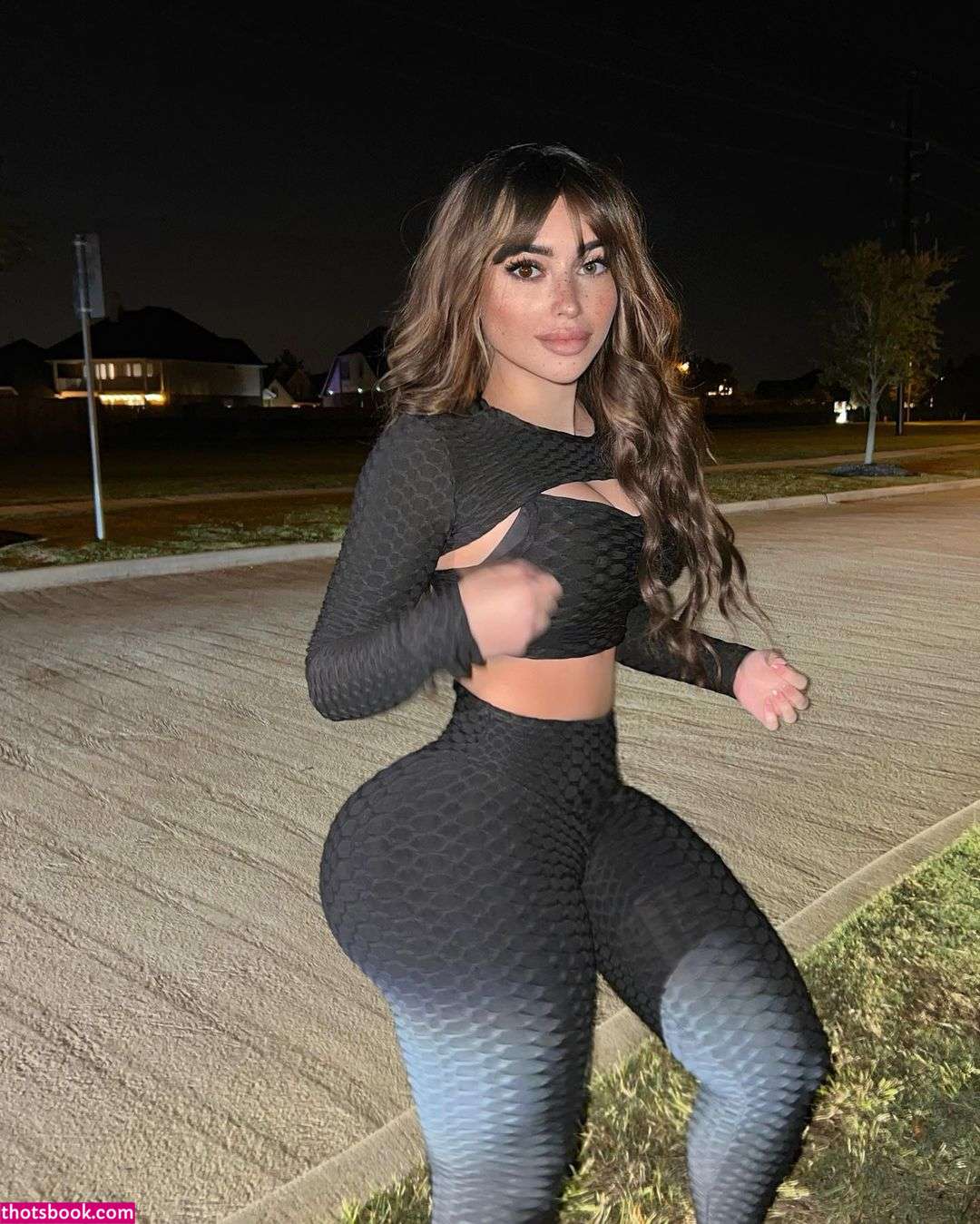 Sophia Vay Photo #29