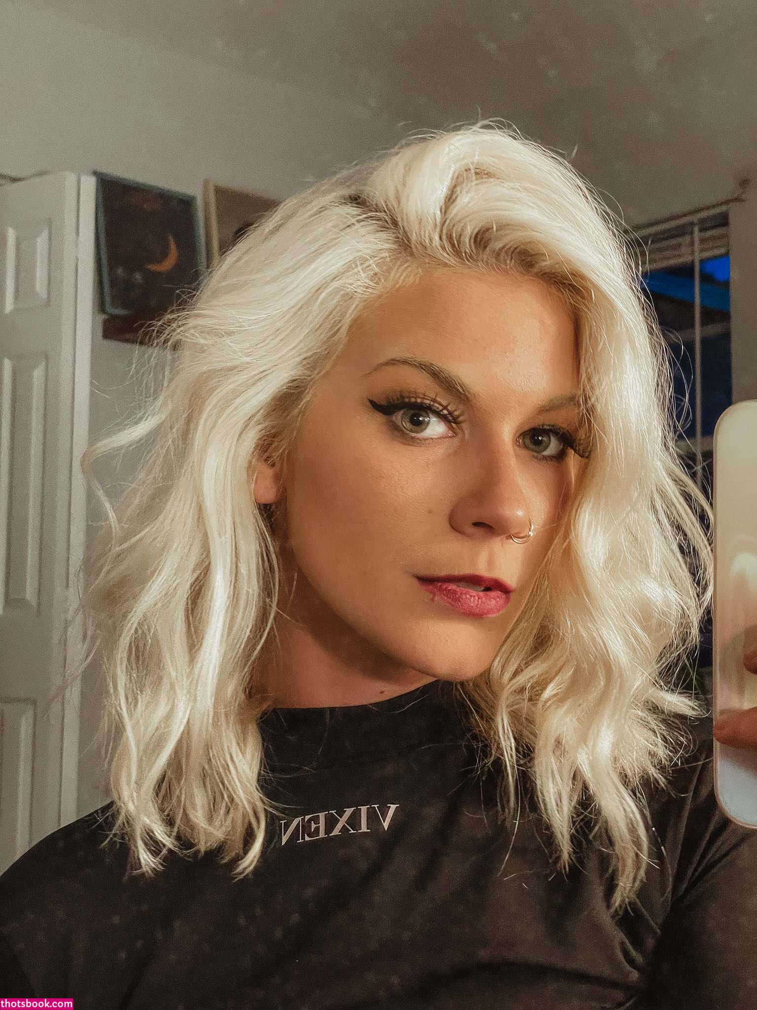 Taylor Hughs Photo #31