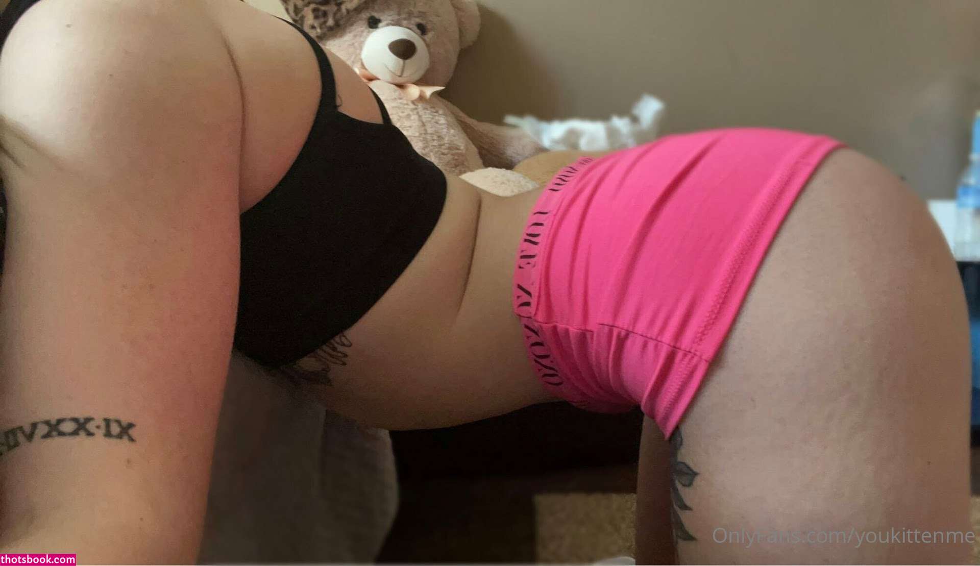 youkittenme Photo #15