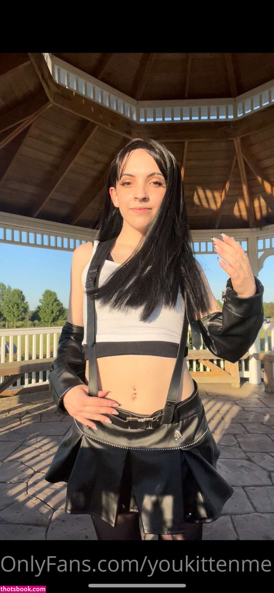 youkittenme Photo #30