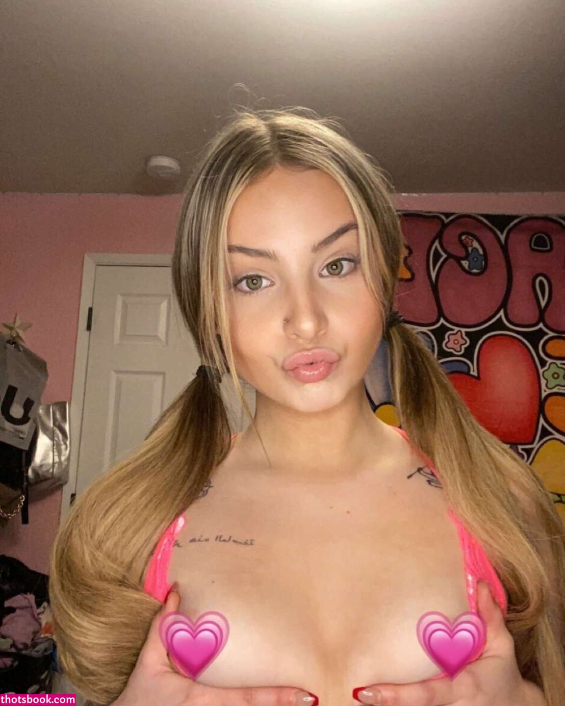 Allymcfarland18 Photo #18