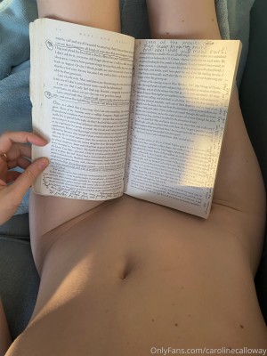 Caroline Calloway Photo #13