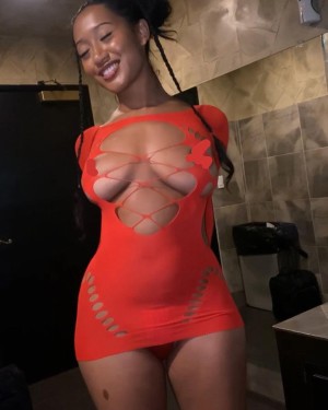 Drew Valentina Photo #35