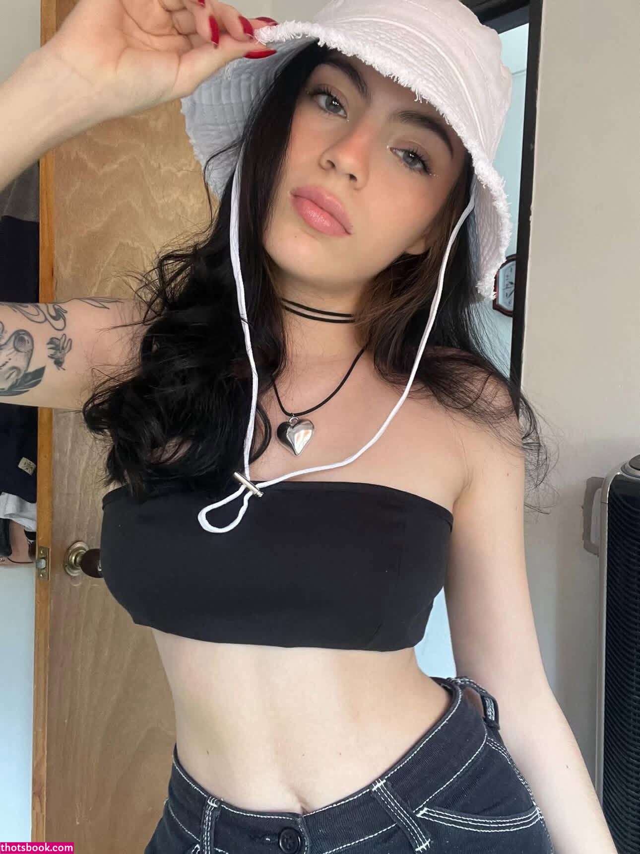 lilysdream Photo #30