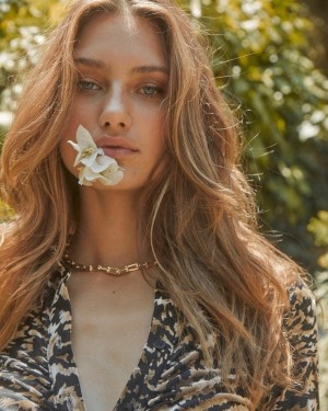 Maelys Garouis Photo #11