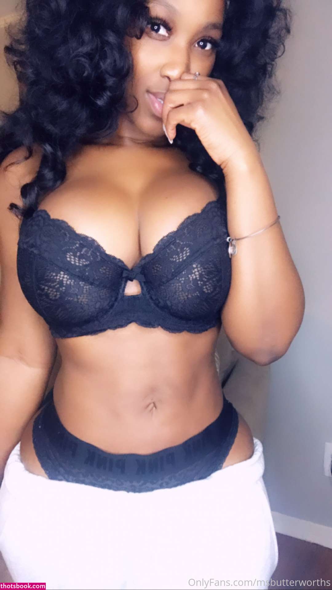 Ms Butterworths Photo #27