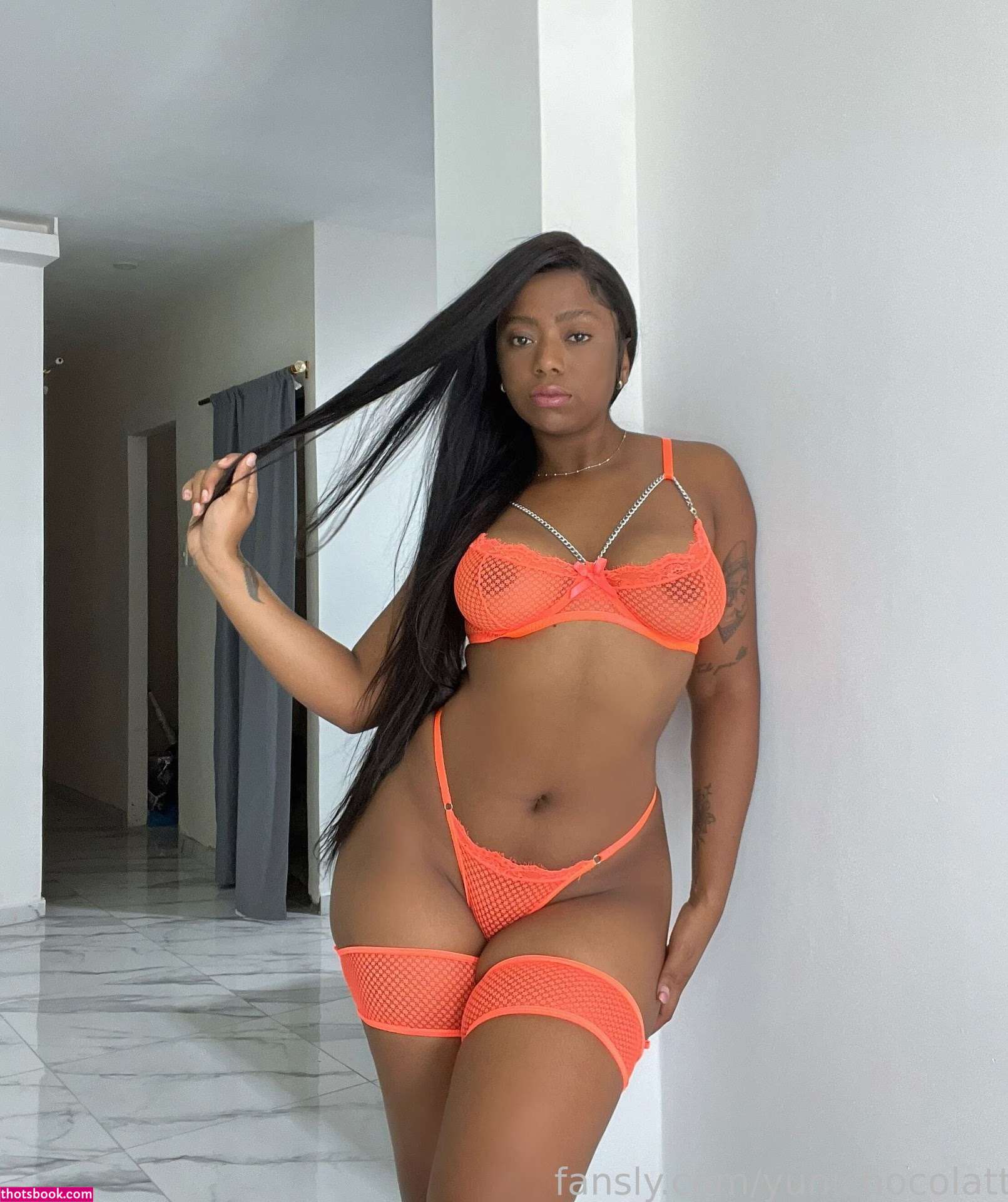 Yuni Nicolee Photo #15