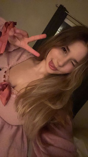 Sara Dobrik Photo #30