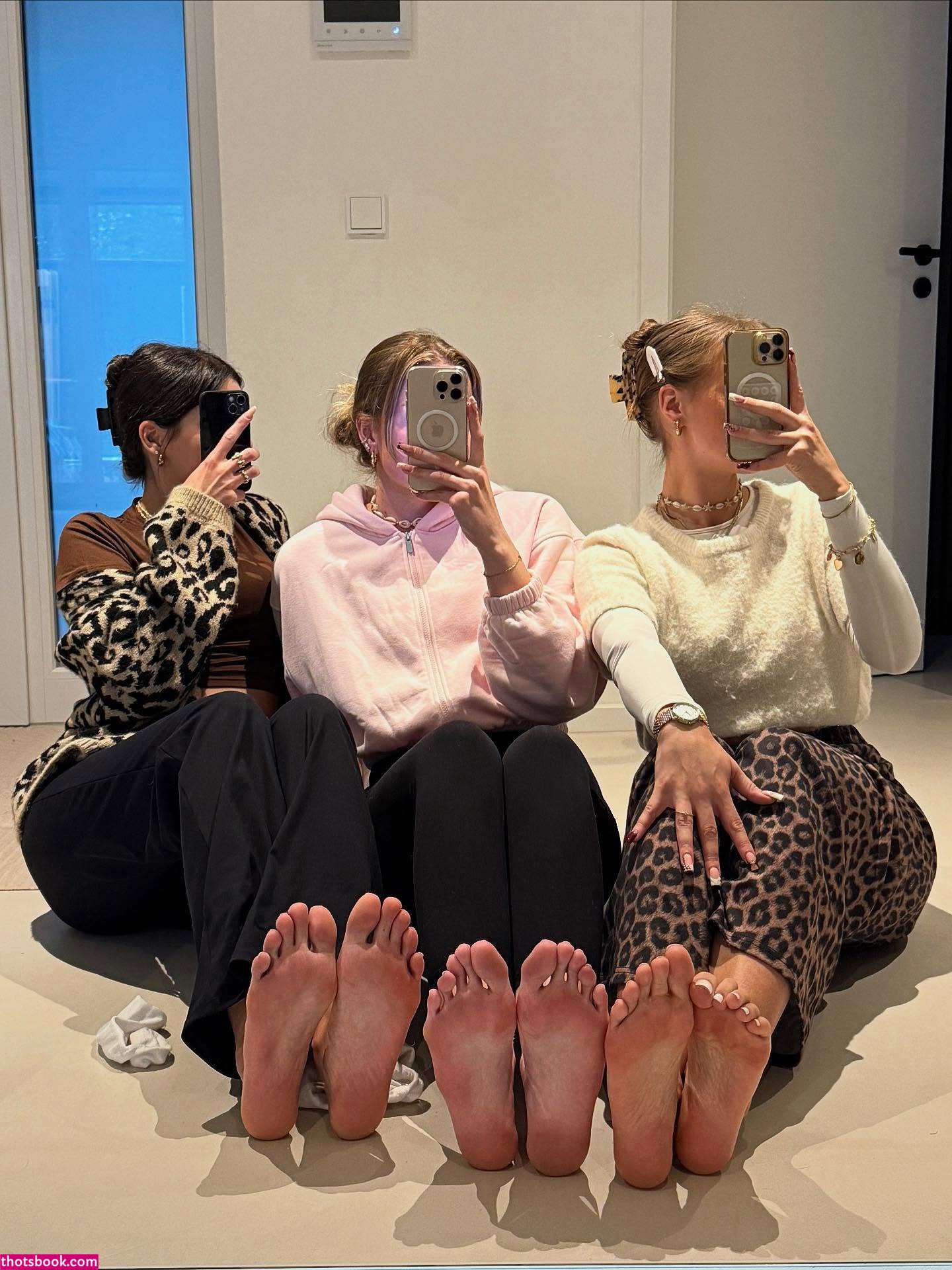 yourbestblondie Photo #5