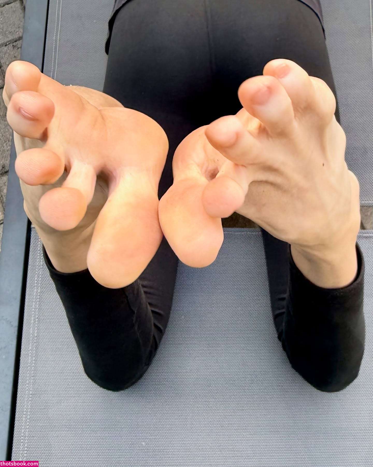 Barearchedbeauty Photo #10