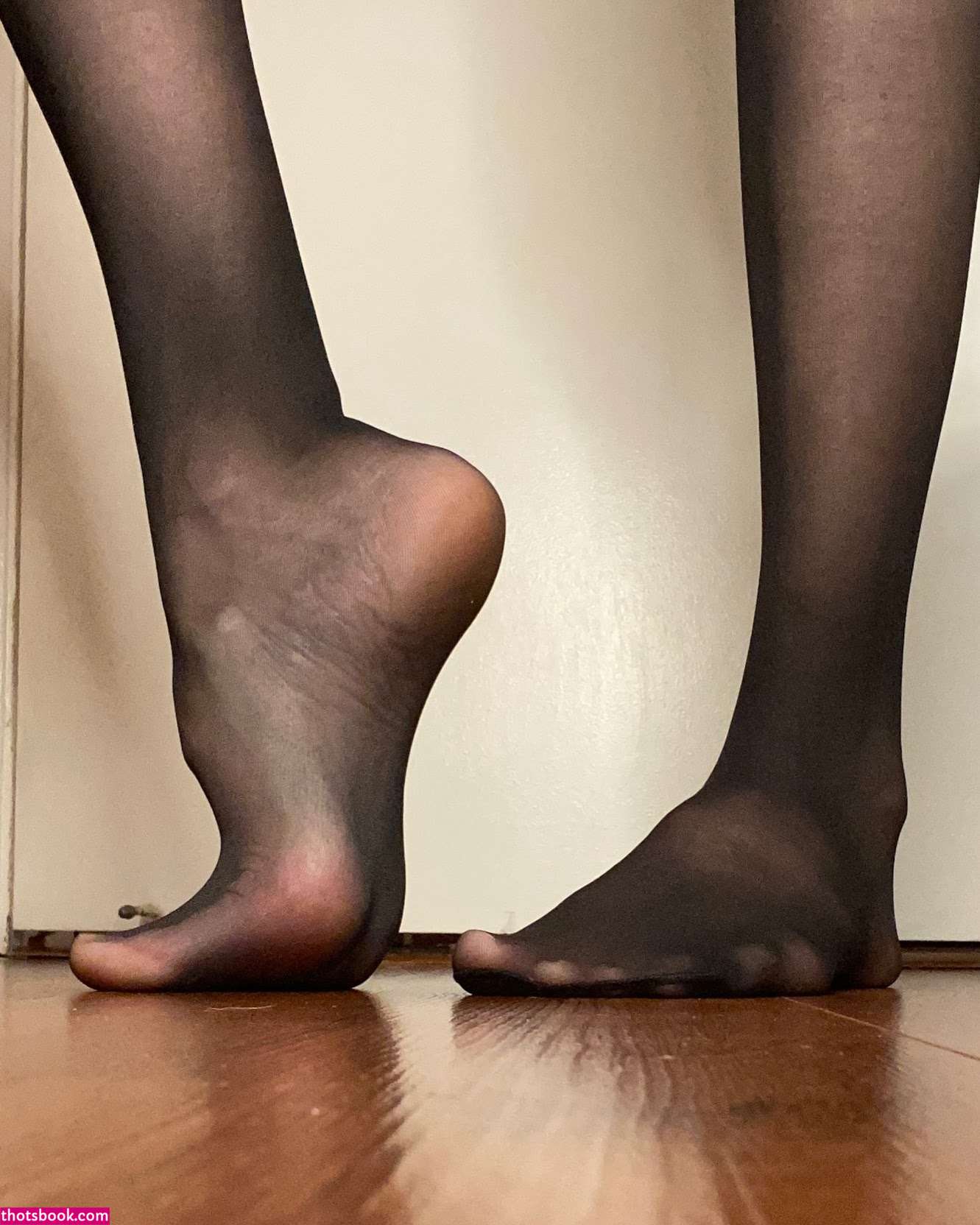 Barearchedbeauty Photo #19