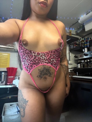 Barista Simone Photo #11