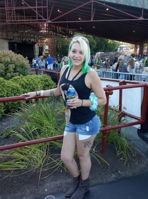 Davina Jewell Photo #4