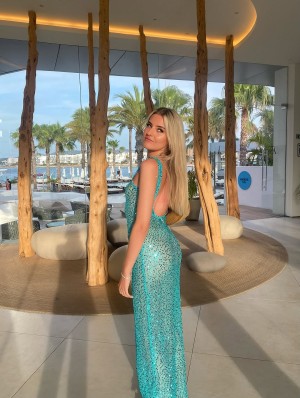 Ellie Middleton Photo #20