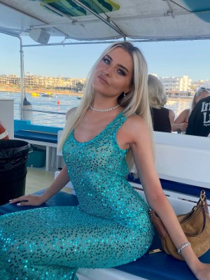 Ellie Middleton Photo #23