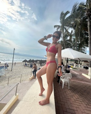 Regina Sirvent Photo #6