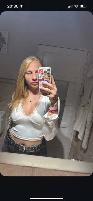 Sofibenedettii Photo #10